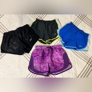 3 NIKE shorts/size M, UA under armour/size M